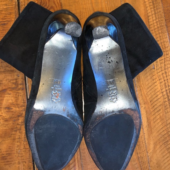 Lumiani Black Suede Heel - Picture 3 of 3